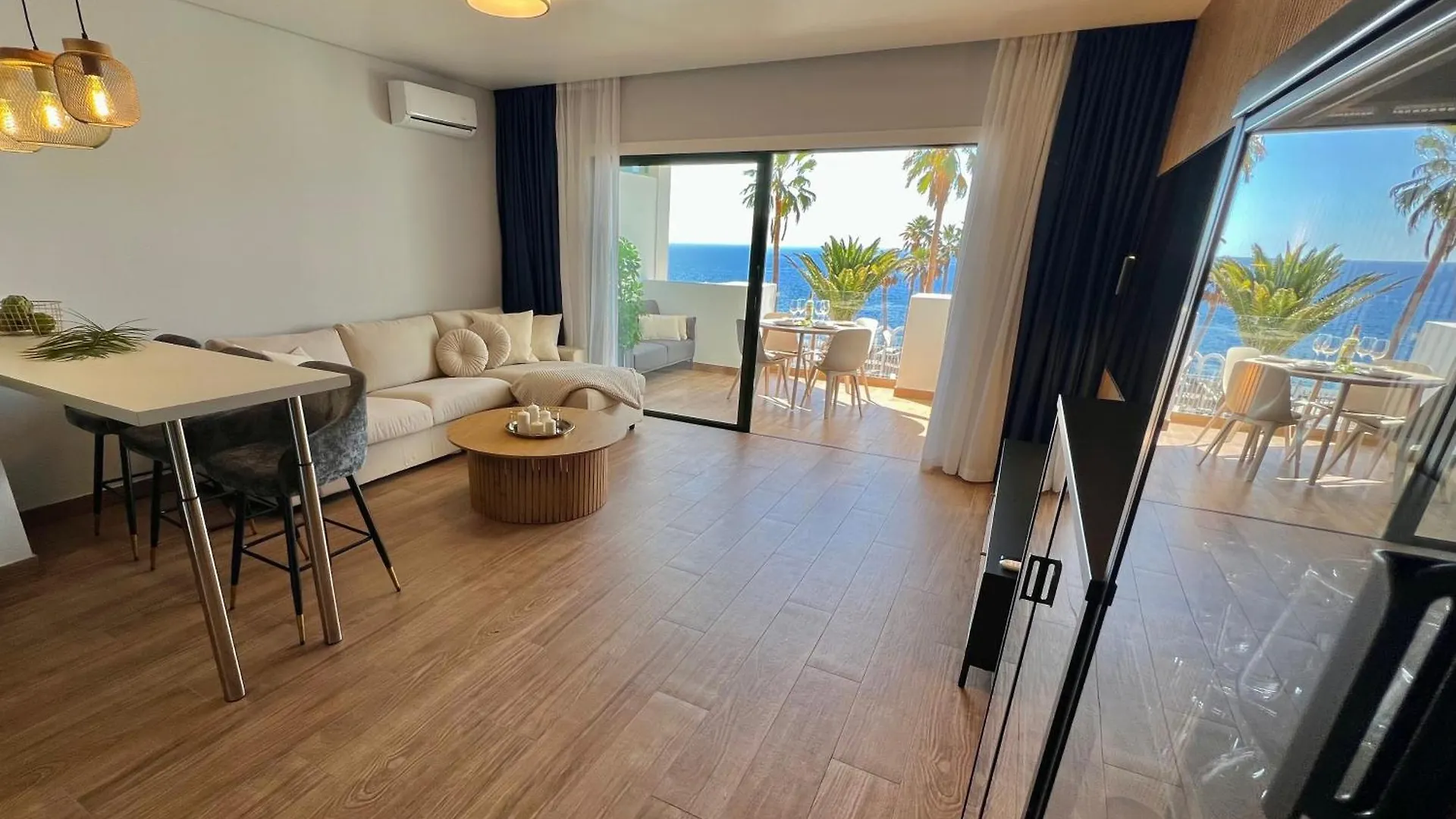 Callao Ocean View Luxury, Air Condition, Wifi 卡亚俄萨尔瓦赫 0*,