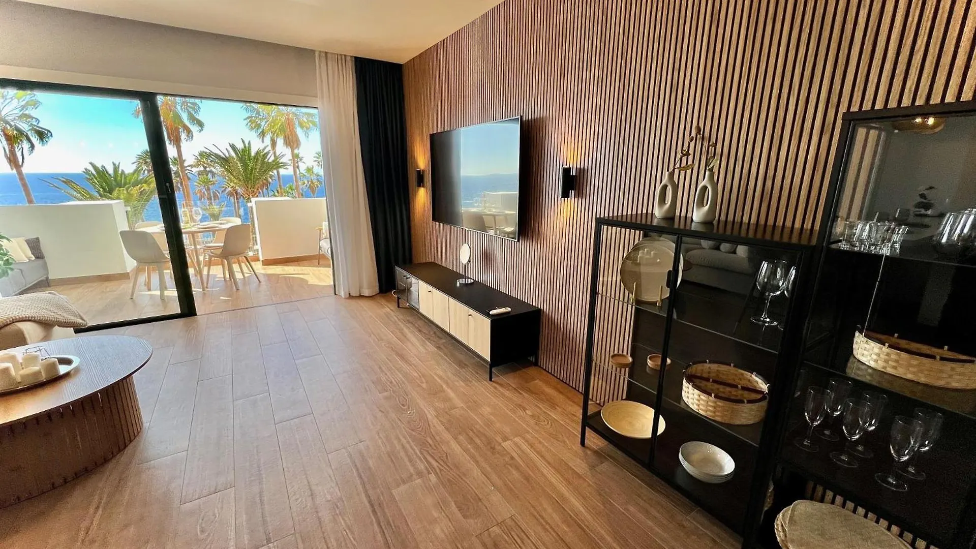 Callao Ocean View Luxury, Air Condition, Wifi 卡亚俄萨尔瓦赫