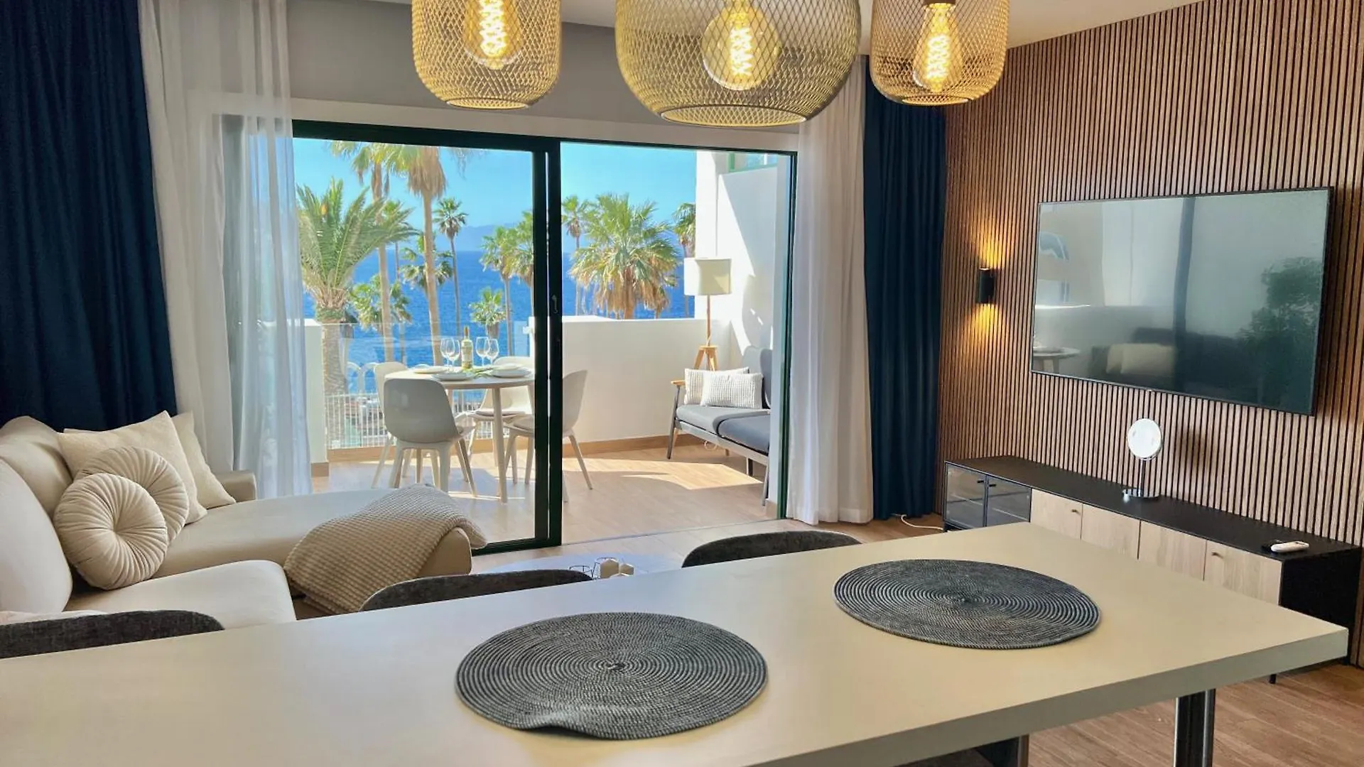Callao Ocean View Luxury, Air Condition, Wifi Callao Salvaje 0*,