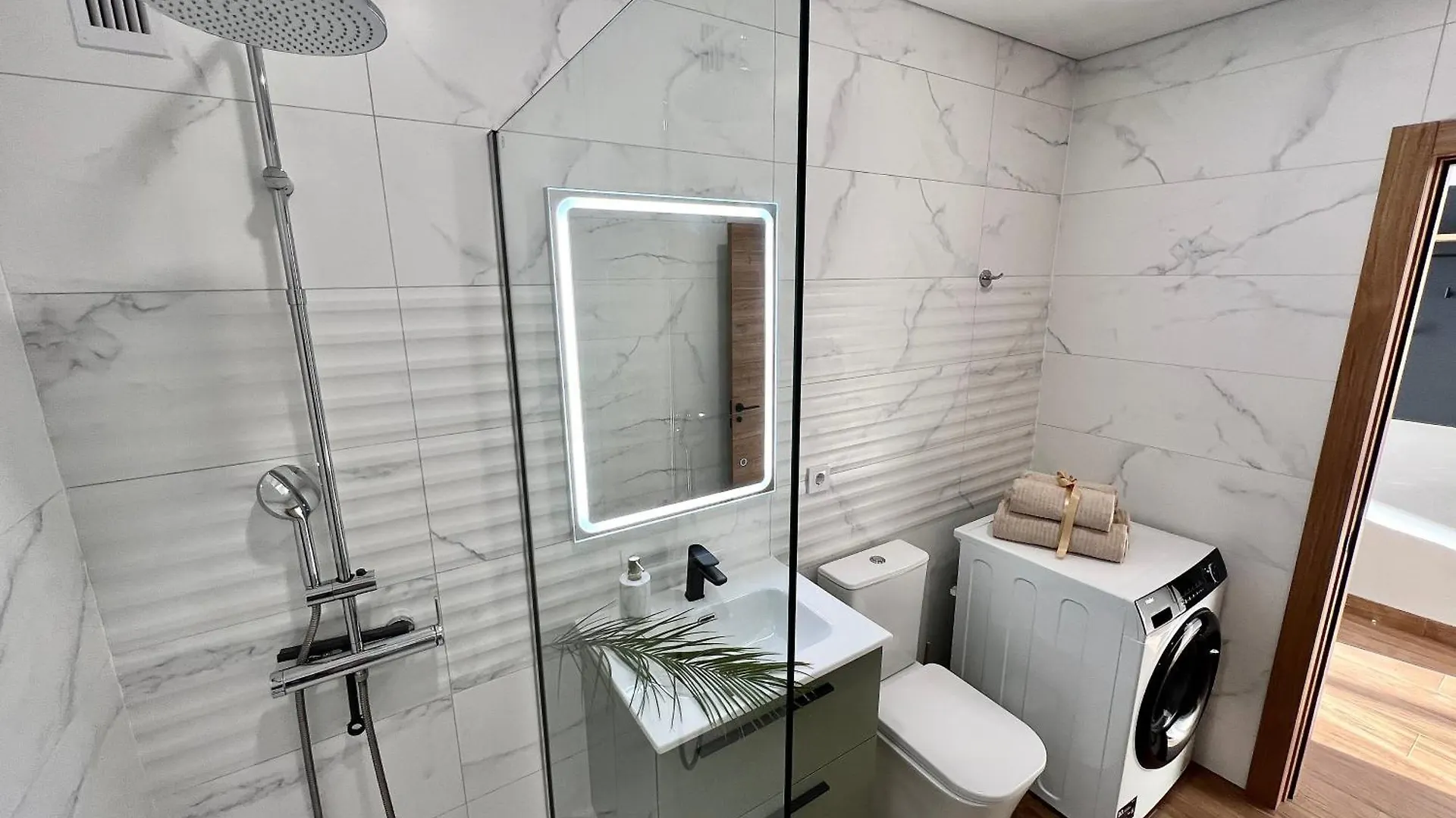 Callao Ocean View Luxury, Air Condition, Wifi 卡亚俄萨尔瓦赫 公寓